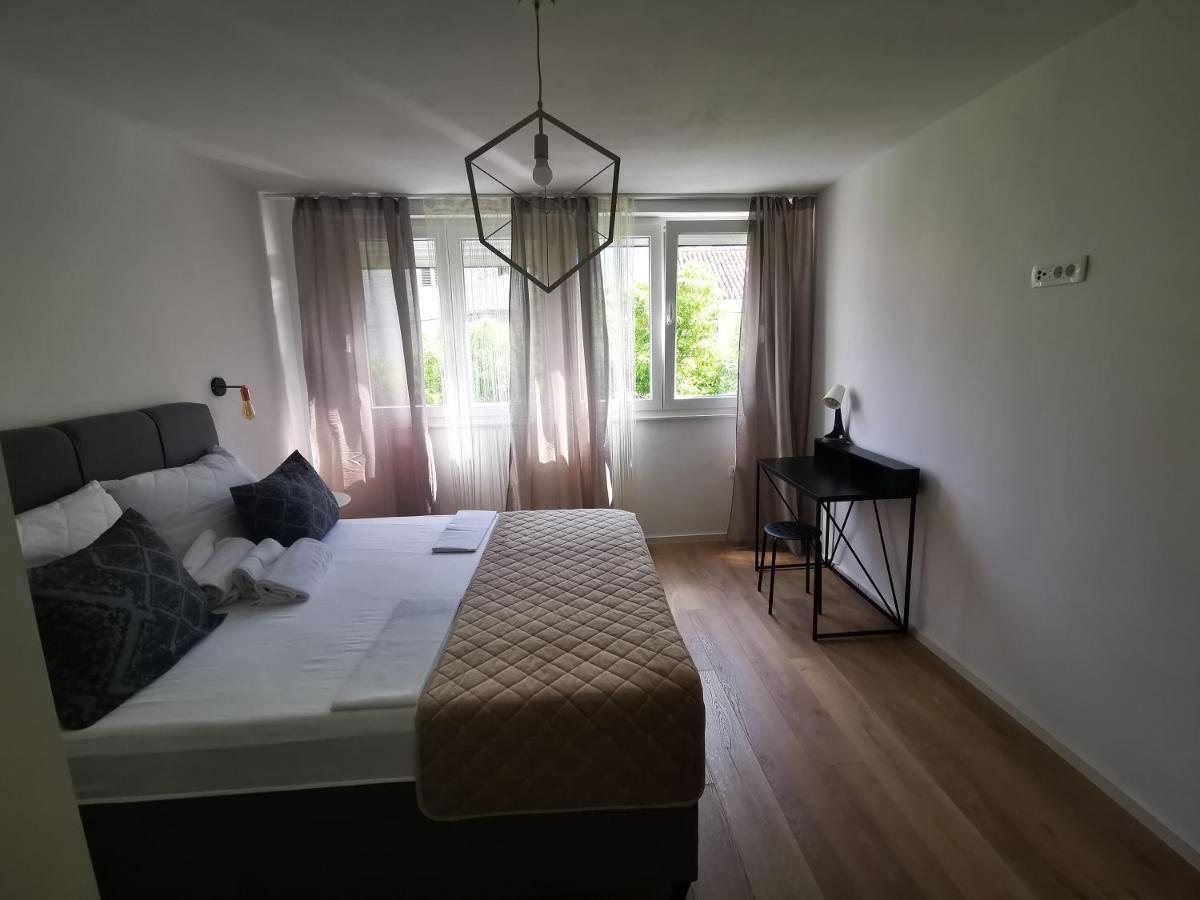 City Center Apartment Bravos Makarska Ngoại thất bức ảnh